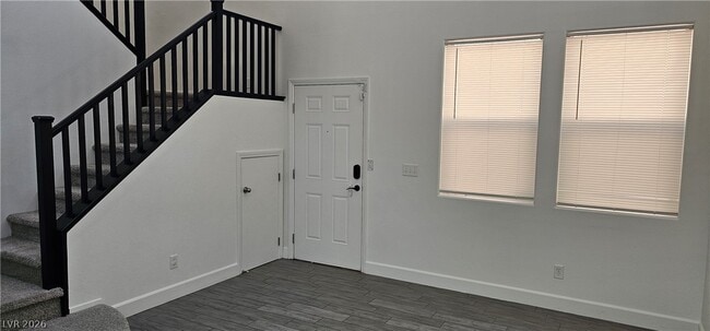 Building Photo - 7451 Benlomond Ave
