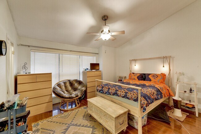 Building Photo - 5107 Leralynn St