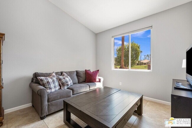 Building Photo - 50280 Spyglass Hill Dr