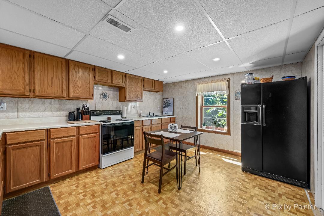 Building Photo - 1330 Braewood Dr