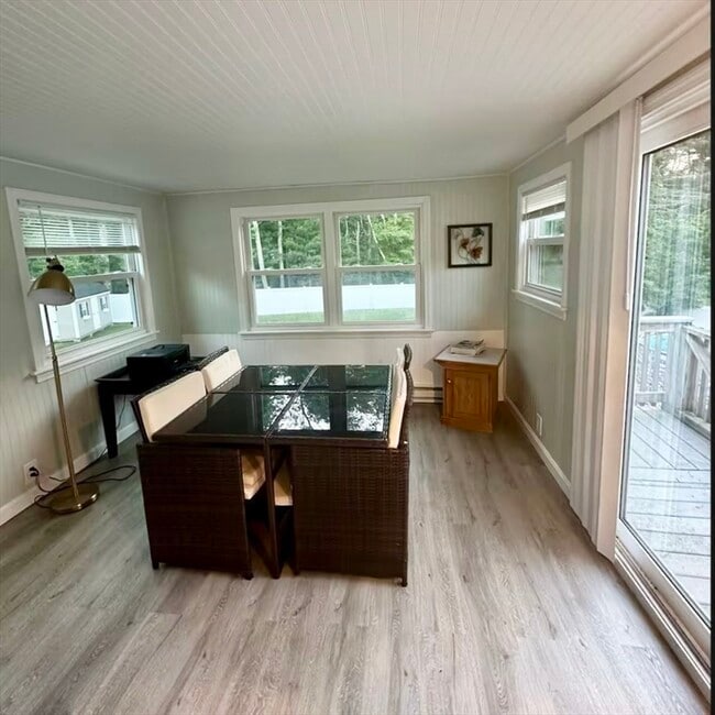 Building Photo - 29 Fresh Pond Cir