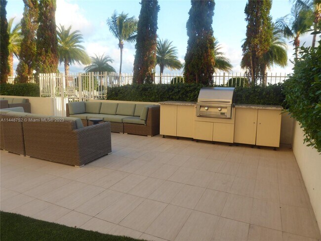 Building Photo - 3000 Coral Way