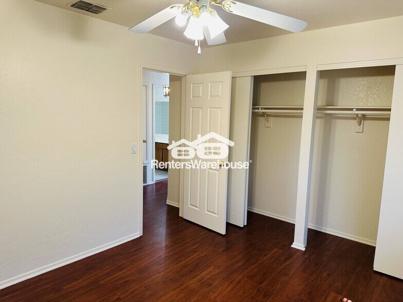 Building Photo - 4102 E Tanglewood Dr