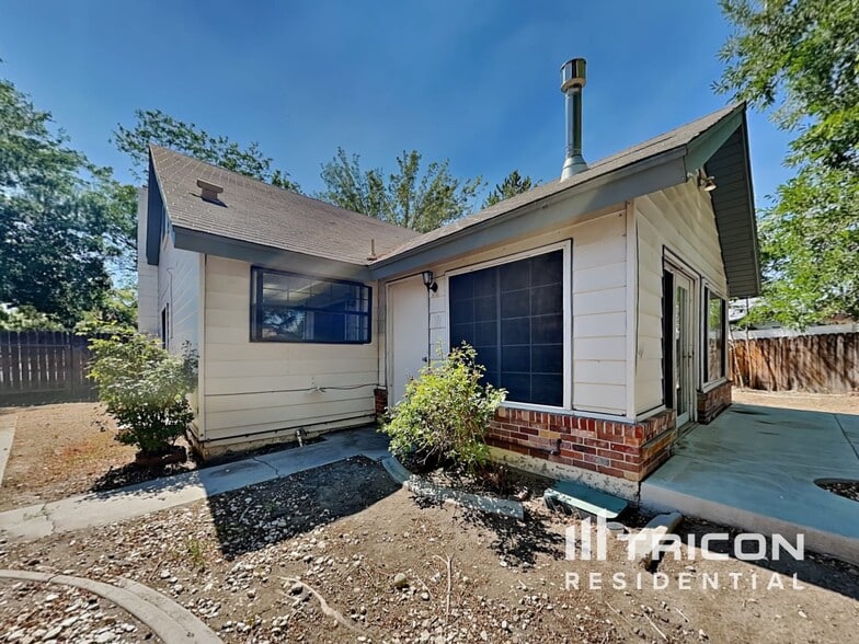 Building Photo - 2878 Goldy Way