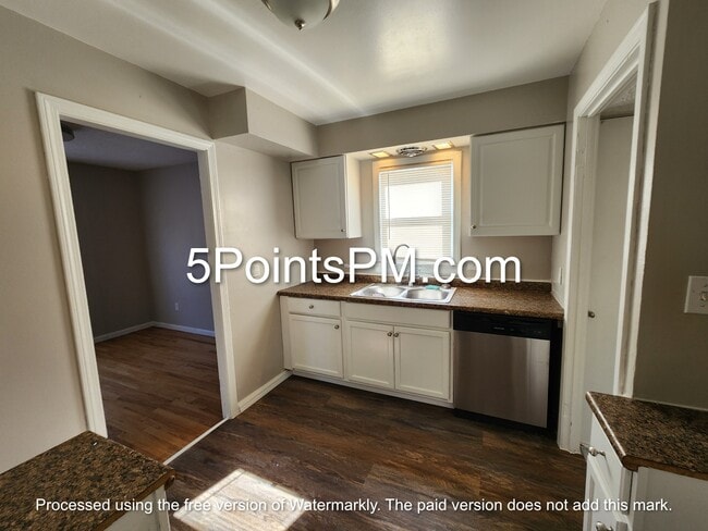 Building Photo - 5178 Homewood Ave
