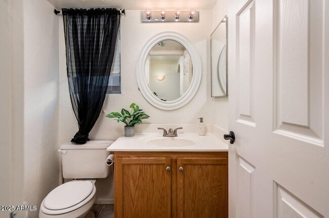 Building Photo - 13604 W Rovey Ave