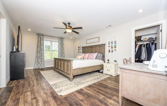 Building Photo - 3 Bedroom Home in Goode