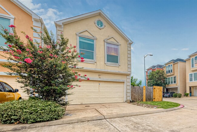 Building Photo - 10355 Panther Point Dr