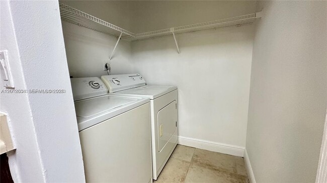 Building Photo - 1243 SW 46th Ave