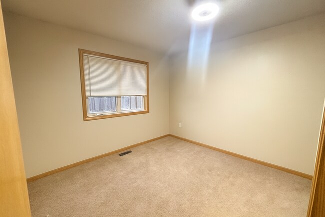 Building Photo - 1040/1044 4th St SE, Forest Lake, MN 55129 (duplex)