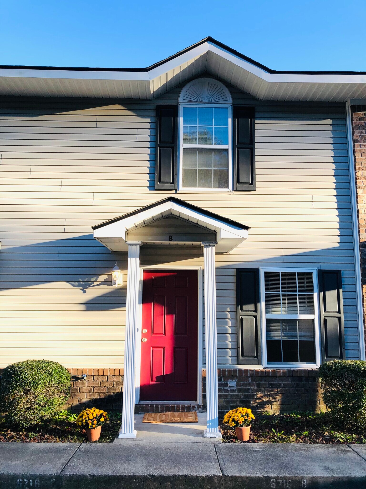 Building Photo - 6716 Bryant St