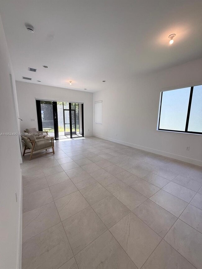 Building Photo - 5816 Agostino Way