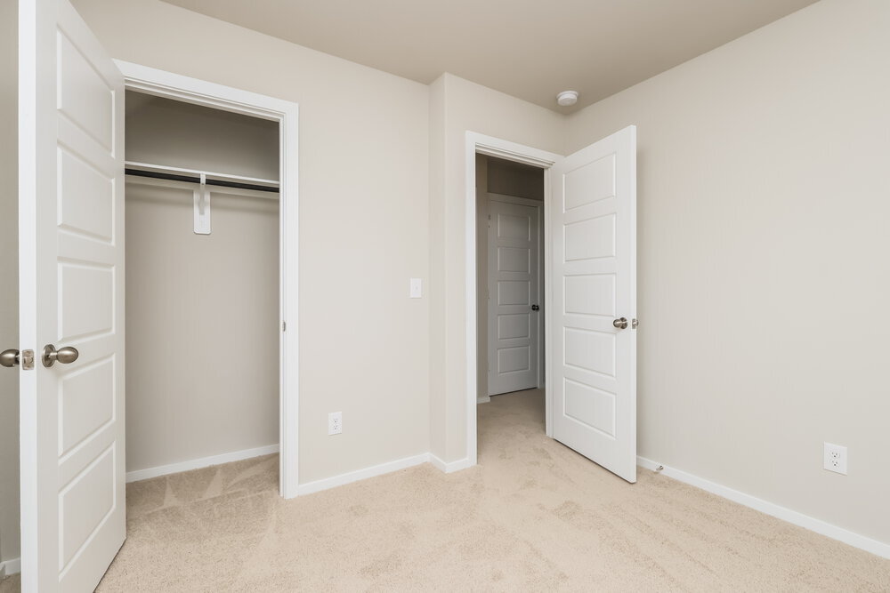 Building Photo - 530 Dalloway St
