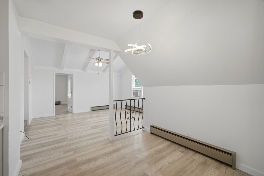 Building Photo - 7314 N Crawford Ave