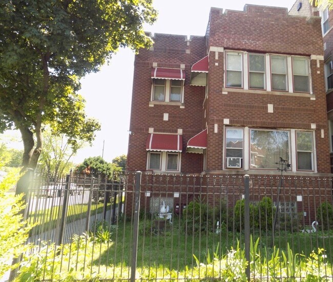 Building Photo - 1475 W 77th St