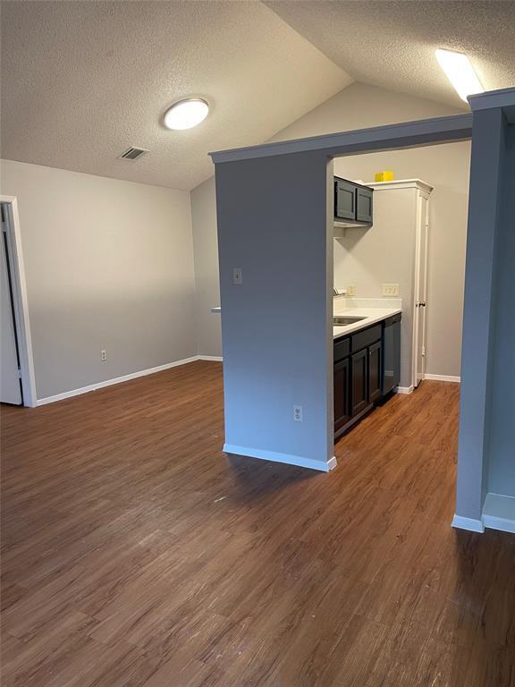 Building Photo - 3615 Leafield Dr