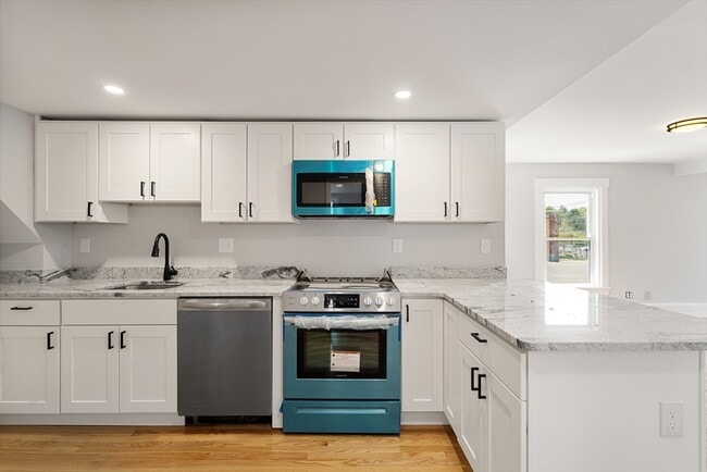 Building Photo - 21 Hartford St