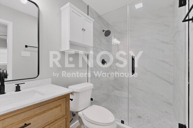 Building Photo - Carrollton GEM Ready For Move-in  ****Rent Concession - 2nd Month Free****