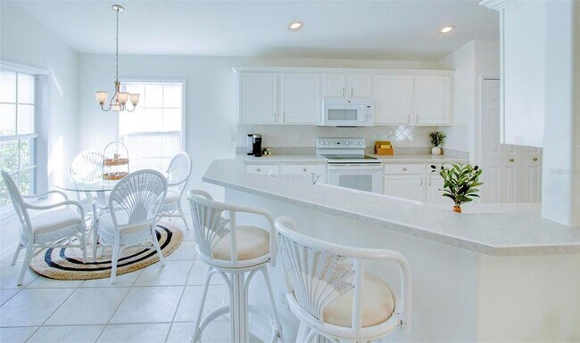 Building Photo - 143 Braemar Ave