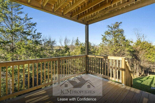 Building Photo - 929 Camden Ct