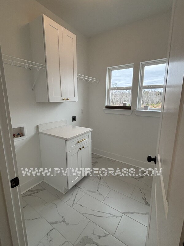 Building Photo - 106 Jennie Dr