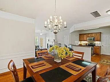 Building Photo - 14933 Santa Lucia Dr