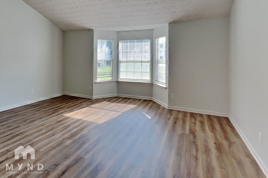 Building Photo - 10851 Southshore Ct
