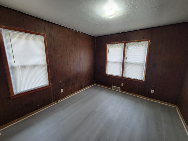 Building Photo - 1629 Crowley