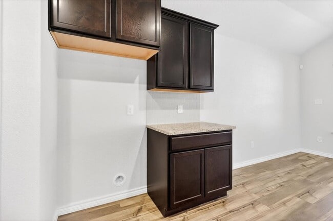 Building Photo - 7230 Tristan Dr