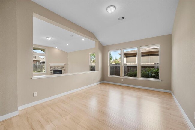 Building Photo - 15415 Dolan Brook Ln