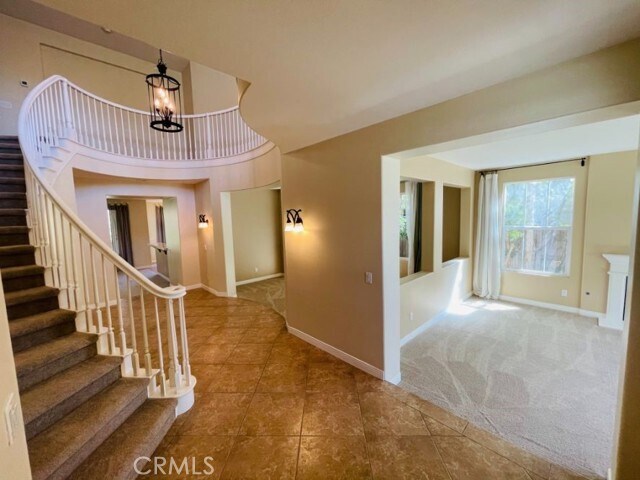 Building Photo - 1574 Glencrest Dr