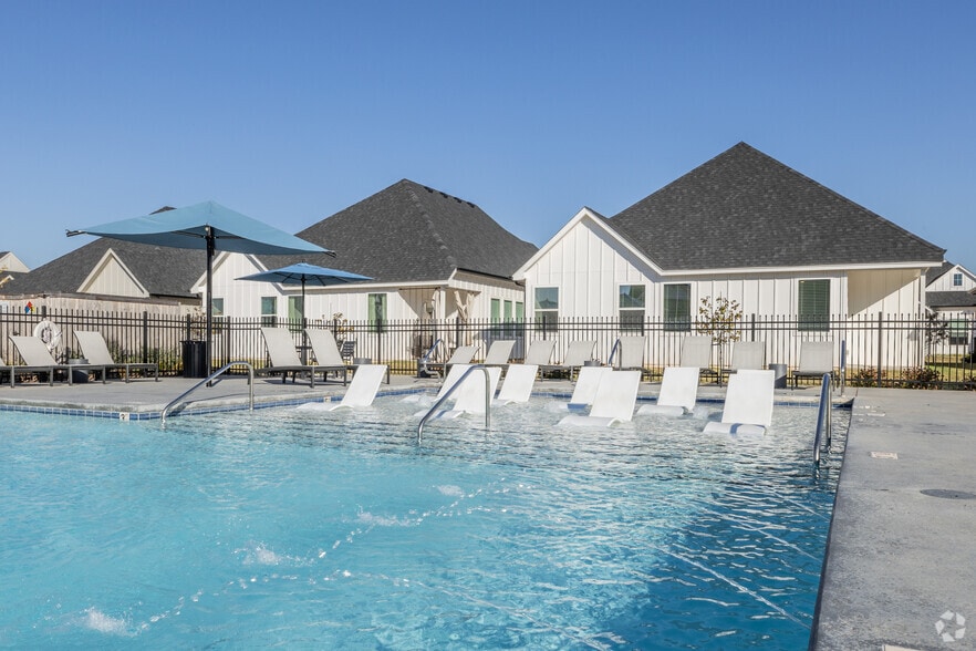 Heated Resort-Style Pool - Legacy Farms