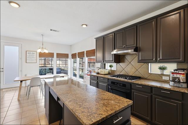 Building Photo - 1905 Natchez Trce