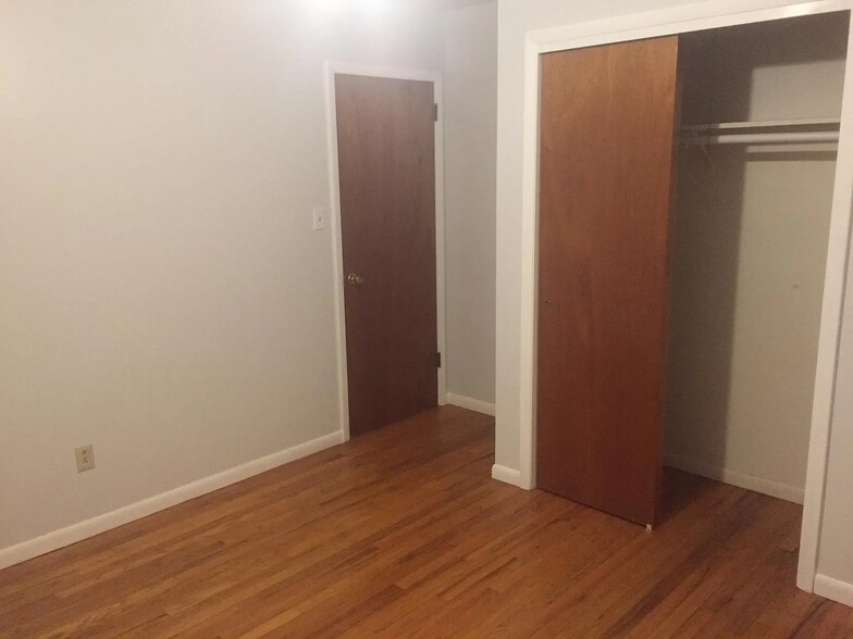 Building Photo - 31 Perimeter Rd