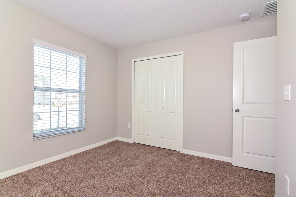 Building Photo - 127 Cascade Bend Dr