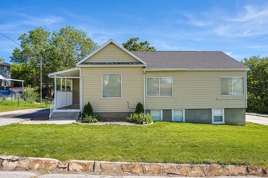 Building Photo - 1884 E 4500 S