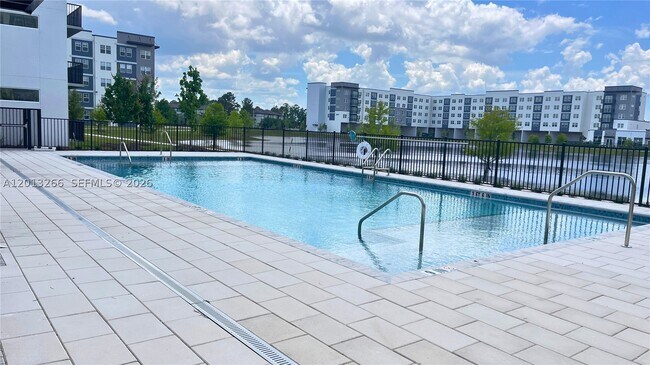 Building Photo - 5579 Millennia Park Dr