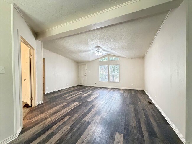 Building Photo - 372 Co Rd 4450