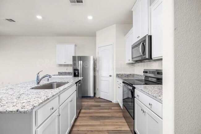 Building Photo - 6505 Jackpot Pl