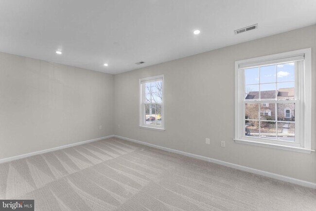 Building Photo - 3484 Legere Ct