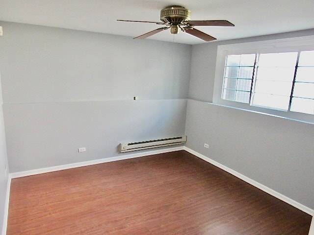 Building Photo - 2667 Woodmere Dr