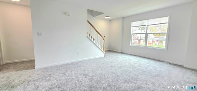 Building Photo - 274 Bridgeport Ave