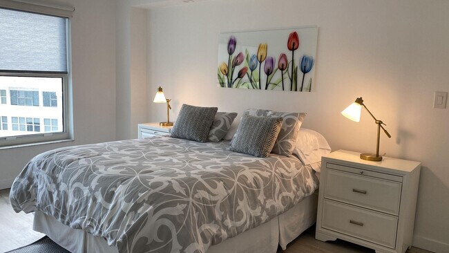 Building Photo - 3750 Galt Ocean Dr