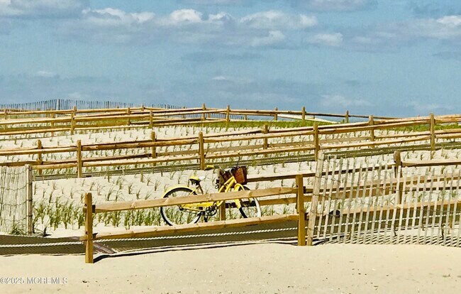 Building Photo - 1 2nd Ave