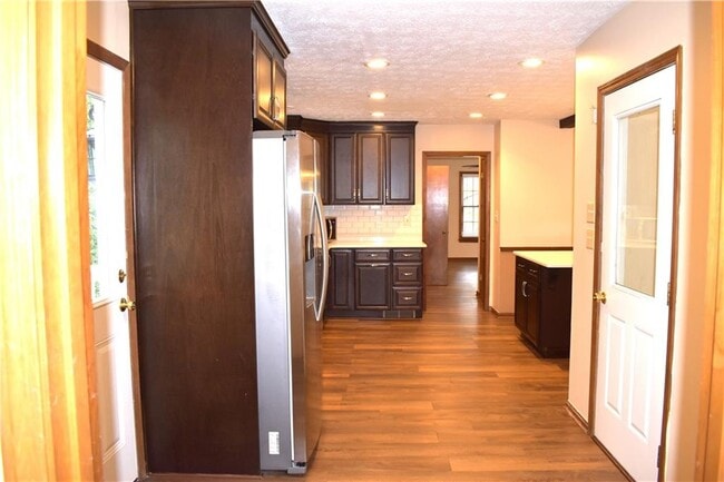 Building Photo - 2264 Post Oak Dr