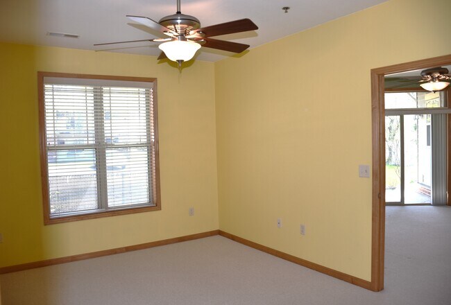 Building Photo - 13360 Fond du Lac Ave