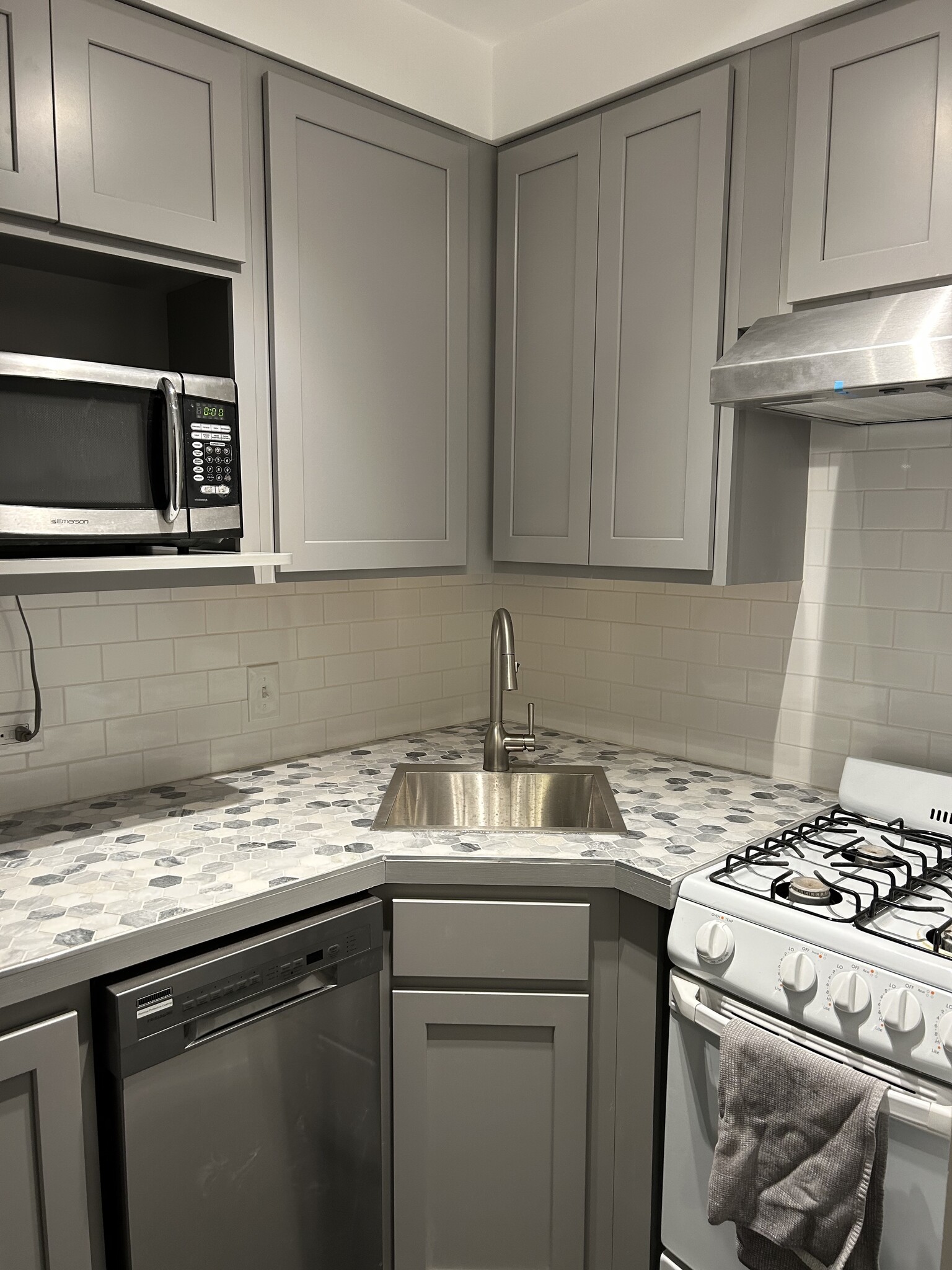 Kitchen - 1508 17th St NW
