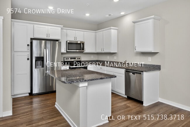 Building Photo - 9574 Crowning Dr