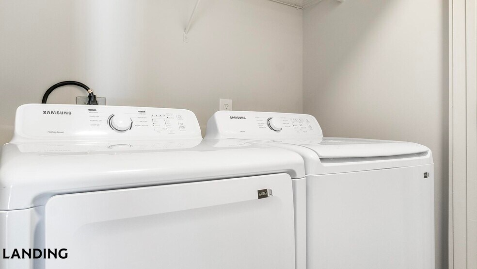 Building Photo - 49 Boulevard SE