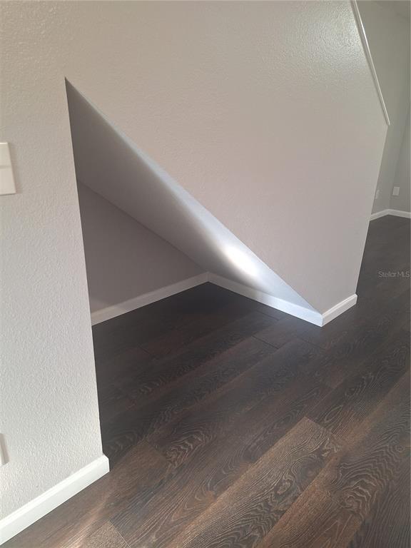 Building Photo - 3583 Whispering Oaks Ln